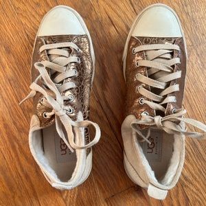 Ugg copper sneakers with fur inside